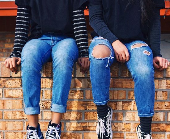 Stile grunge: che tipo di look è? Quali sono gli outfit migliori?