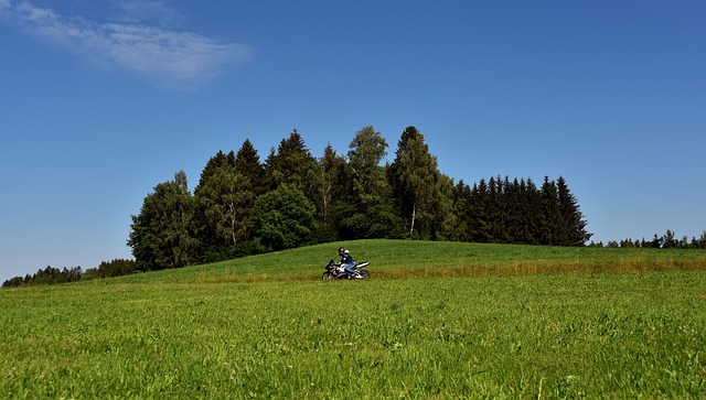 Auto e Moto: i rischi di viaggiare senza assicurazione